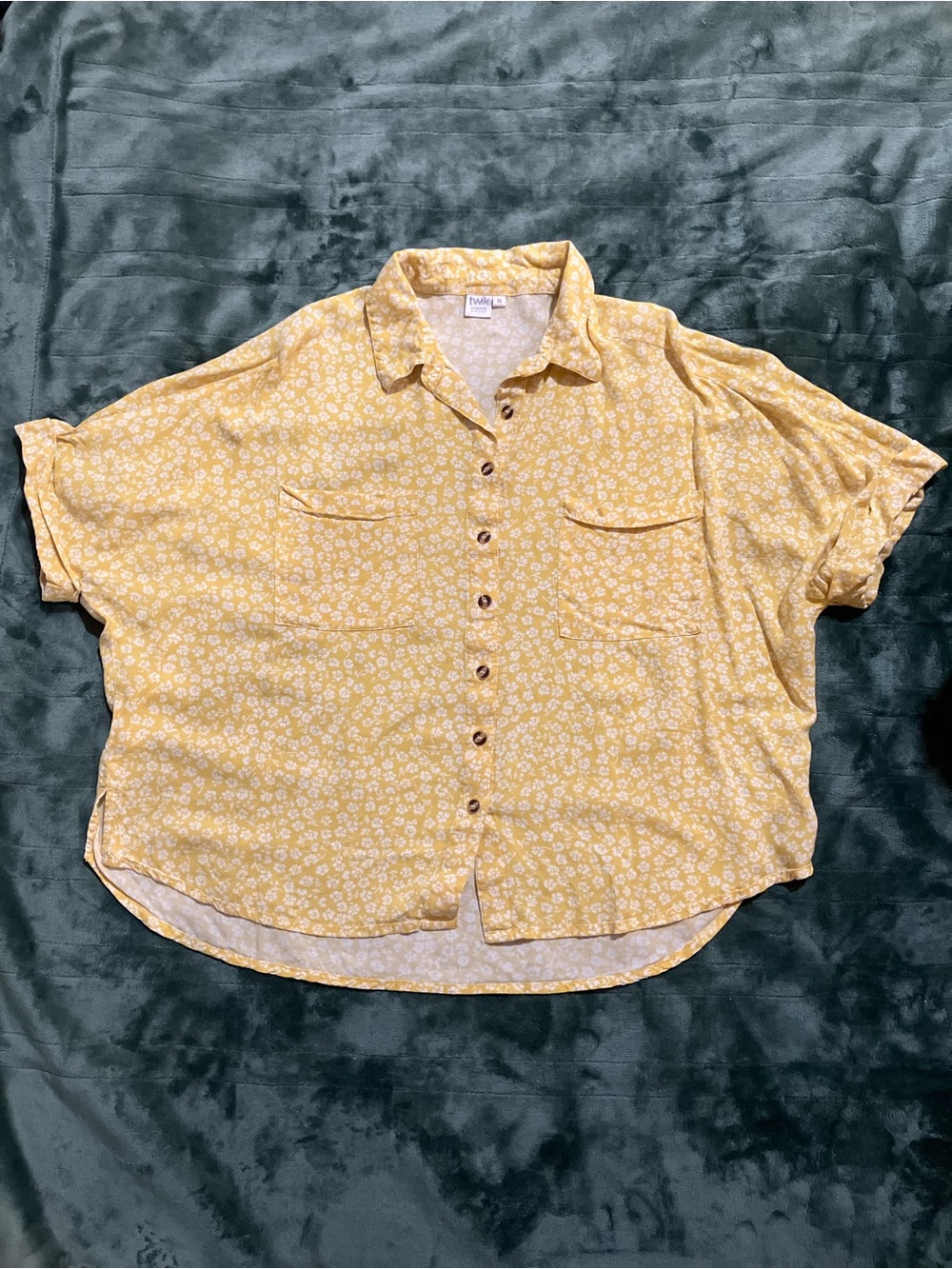 Simons Yellow Short-Sleeve Floral Button-Up Shirt